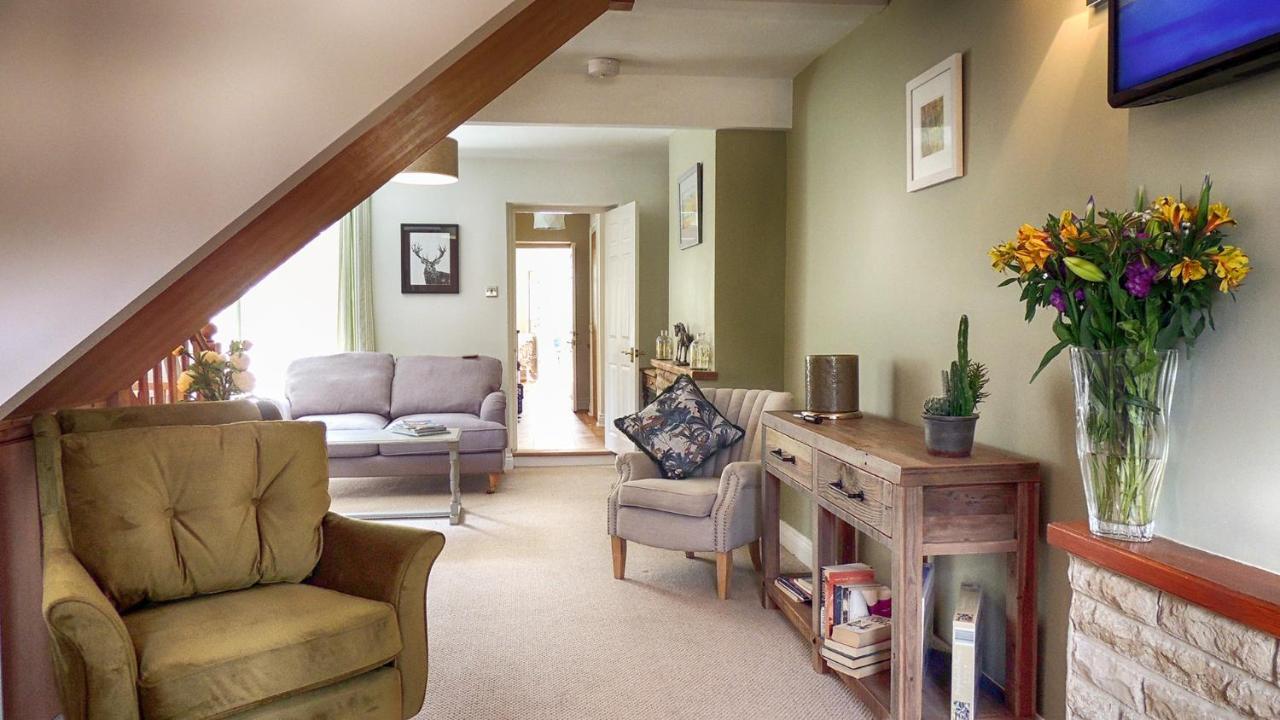 Ivy Cottage バートン・オン・ザ・ウォーター エクステリア 写真